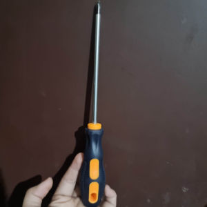 SCREW DRIVER