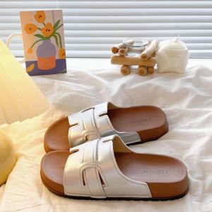 [Free Shipping] WomenS Summer Outdoor Slippers 2026 New Versatile Fashion High-End Beach Shoes Soft-Soled Flat Sandals For Going Out
