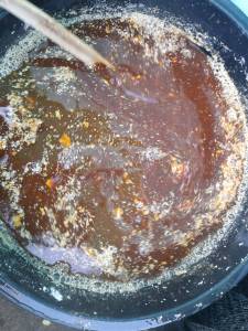 หัวเชื้ออีเอ็ม บรรจุ 1 ลิตร จุลินทรีย์คุณภาพสูง ใช้รดพืชผักสวนครัว ดับกลิ่น ห้องน้ํา คอกสัตว์ บําบัดน้ําเสีย บ่อปลาคลอง นําไปไปขยายเชื้อ