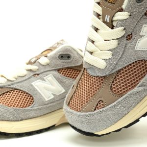 รองเท้ากีฬาลำลอง New Balance ผลิตในสหรัฐอเมริกา 993 ผลิตจากอเมริกา ตาข่ายระบายอากาศได้ดี สวมใส่สบาย ทนทานต่อการสึกหรอ สไตล์คลาสสิกย้อนยุค