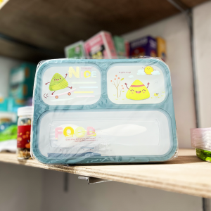 Lunch Box Set Kotak Bekal Anak TK Karakter Motif Lucu 4 Sekat BPA Free Dengan Sendok