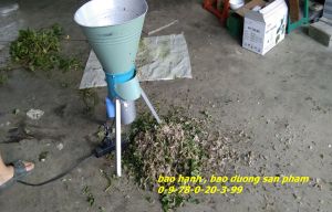 Máy băm rau bèo tây bằm rau muống được thiết kế bằng dây đồng chất lượng cao