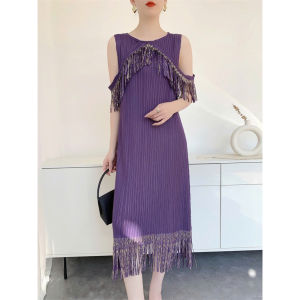 Đầm thun xếp ly dáng suông dài thiết kế cổ cao rộng và tay ngắn thanh lịch sang trọng - 55Kg.Linh