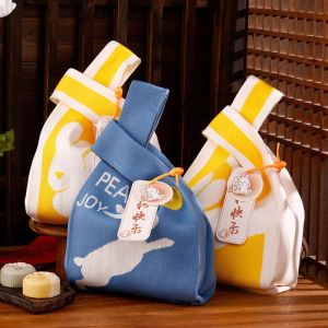 TIMIA Large Capacity Mooncake Gift Bag Mid-Autumn Festival Rabbit Knitted Handbag Reusable Vest Wrist Bag Mini Knot Wrist Bag Girls