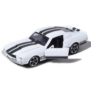 Diecast Miniatur Mainan Mobil Mobilan Ford Mustang Klasik Bahan Besi Metal Door Open 3 Skala 1/32