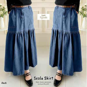 COD//Seola Skirt By Signadila