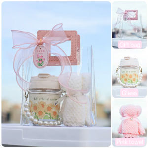 Girls Plastic Practical Gift Set Ideal for Bridesmaid Birthday Teacher Grad Festival