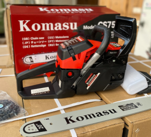 Máy cưa xích chạy xăng KOMAUSU CS75 xích lớn máy cưa xích chạy xăng trọng lượng 6.5kg lam dài 5.5 tấc kèm bình pha xăng.