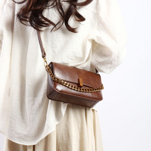 Tas Selempang atau Sling bag Wanita Import Model Terbaru CPB 3821