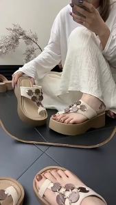 [Free Shipping] 6CM Summer New Bohemian Thick-Soled Toe-Loop Sandals Fashionable Casual Comfortable Versatile Womens Outdoor Slippers