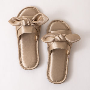 [Free Shipping] WomenS Non-Slip Fashionable Summer Festive CoupleS Silk Bridal Non-Slip Slippers