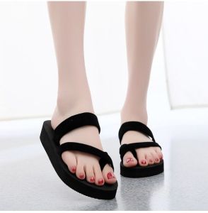Free Shipping New Korean-Style Women’S Fashion Sandals With A Raised Sole Crisscross Design Split-Toe Style Casual Wedge Heel And Thick Platform Perfect For Summer