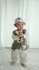 Baby vest for infants a Double-sided warm fleece-lined childrens vest for girls suitable for autumn and winter thickened for extra warmth