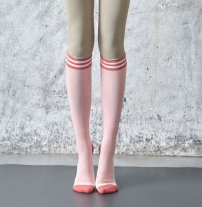 ถุงเท้าโยคะ แบบยาว กันลื่น ถุงเท้าพิลาทิส  ออกกำลังกาย พร้อมส่งจากไทย ระบายอากาศ