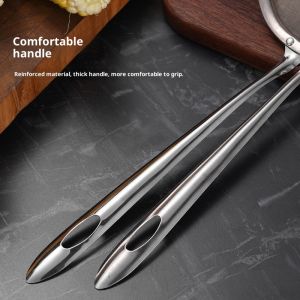 ตาข่ายกรองกากอาหารสแตนเลสดีพร้อมด้ามจับตามหลักสรีรศาสตร์สำหรับการกรองน้ำมันในครัวและโฟมสกิมมิ่ง