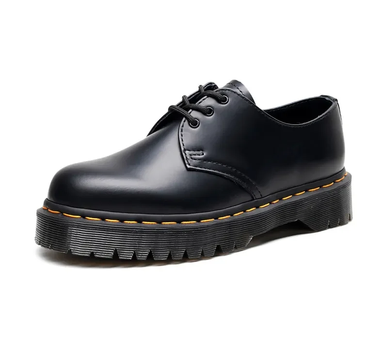 Dr martens chile outlet white