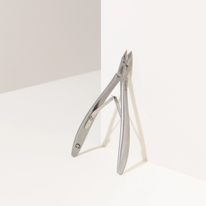 "Nipper C - Lucanus": Kềm cắt da móng tay cao cấp Hàn quốc Lucanus C chất liệu thép ko gỉ an toàn độ bền cao Bộ dụng cụ làm nail[ 1ea ]