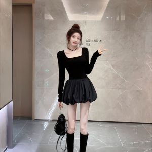 Váy ôm body tay dài gợi cảm có phần eo thắt chặt cổ vuông lưng lưới chân váy tulip