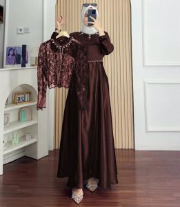 Dress Wanita Pesta Kondangan Full Brukat Outher Terpisah 2in1Series Burgundy Mahogany LD 110cm Sakura Dress Model Bridesmaid Bahan Silk Premium Mix brukat Aplikasi Payet Mutiara kekinian Gamis ibu Hajat Brukat Mewah Fashion Muslimah Ukuran M L XL XXL