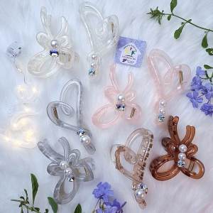 Set 2 gắp tóc trái tim và bươm bướm thạch trong lung linh kẹp càng cua Hàn Quốc cào tóc xinh đẹp - thương hiệu Vợ Chồng Tôi