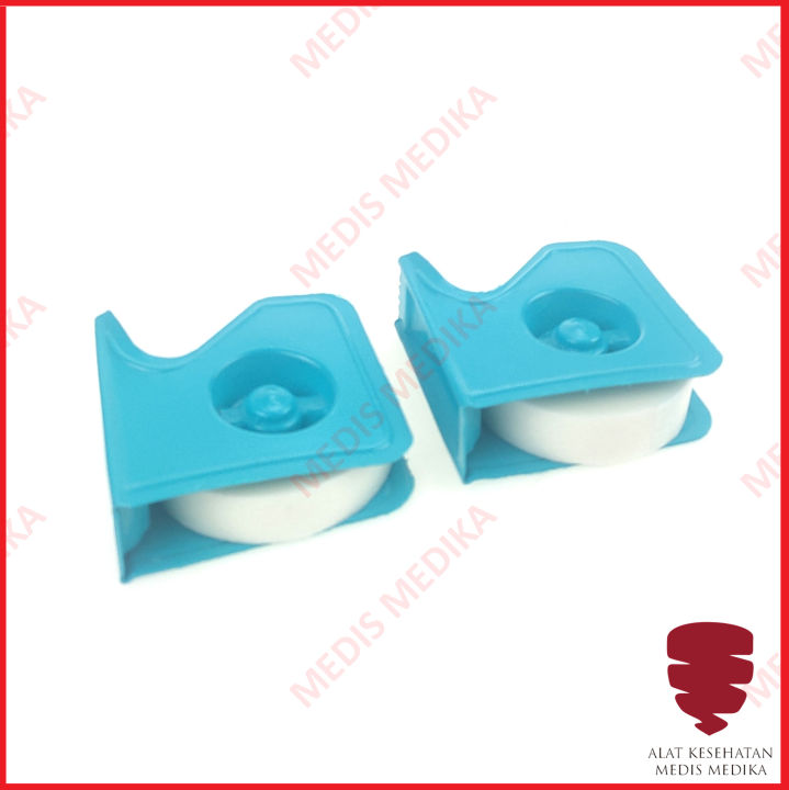 Onemed%20Isopore%201.25%20cm%20X%209.2%20m%20+%20Dispenser%20Plester%20Plaster%20Kertas%20Medical%20Dispenser%20-%20Image%204