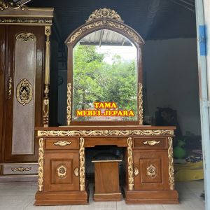 Meja Rias Rawana Kayu Jati Solid dengan Motif Ukir