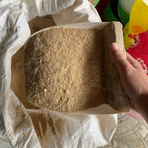 Huut / Dedek Pakan Ayam Pakan Bebek Eceran Per Kg