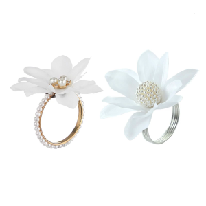 ดอกบัวชีฟองเดรสประดับด้วยมุกห่วงผ้าเช็ดปากโต๊ะสวยหรูการตั้งค่าสำหรับบ้านและเหตุการณ์ที่เป็นทางการการก่อสร้างโลหะผสมที่ทนทาน