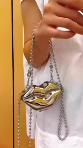 Túi đeo chéo nhỏ hợp thời trang với túi dùng buổi tối nhỏ Dây chuyền đeo ví đeo Vai Túi Xách cho phụ nữ thích nổi bật