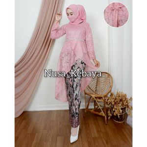 NUSA KEBAYA Setelan Kebaya Syahrini Kebaya Brokat Modern Rok Plisket Kebaya Brokat Kondangan Terbaru