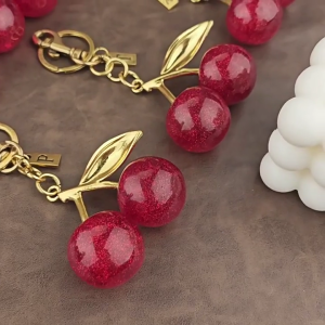Unique Cherry Pendant Key Decoration Elegant Cherry Pendant Key Holder Lightweight Reisn Bag Decoration Women Gift
