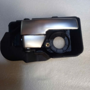 Tay mở cửa trong  Ford Mondeo 2001 - 2006