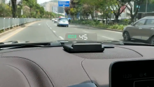 OBD HUD HEAD-up hiển thị kính chắn gió ô tô đồng hồ đo tốc độ kỹ thuật số chiếu với MPH rpm Mileage Đồng hồ thời gian lái xe điện áp