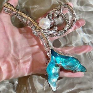 WANGXIY Metal Wavy Fishtail Hair Clip for Women New Fashion Shark Clip