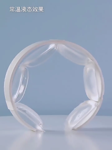 Gel đổ đầy cổ làm mát với túi đựng đá và làm mát Dây đeo kết cấu nhựa hoàn hảo cho ngoài trời Đi lại hoạt động