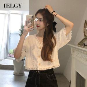 IELGY เสื้อเชิ้ตทรงหลวมสไตล์เกาหลีเชิ้ตแขนสั้นคอวีลายฉลุลายดอกไม้