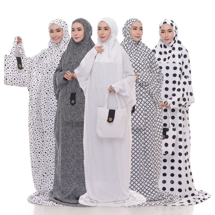 Mukena Syari Hadramaut Terusan Hitam Manis 2 | NurHD Mukena