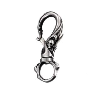 Gothic Skull Keychain Stainless Steel Key Ring for Men Hanging Pendant Gift for Halloween Party Outfit