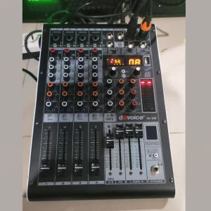 MIXER DBVOICE 40SM 40 SM 4 CHANNEL 4 Mono / Mic Line + Stereo LR 3 Band EQ Gain Control HighMidLow 24bit Digital Multi Effect Reverb 99dsp
