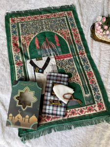 Hampers/Parcel/Souvernir Koko berbis sajadah SarungPeciTasbih box ukuran dewasa  terlaris