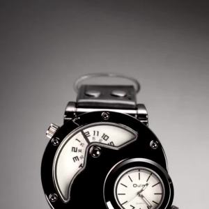 Oulm Brand Fashion Trendy Mens Watch - Dual Time Zone Personality Sports Mens Quartz Watch