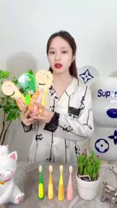 SET 2 Bàn Chải Đánh Răng Lông Mềm Mịn Cho Bé ohBabyo An Toàn Bảo Vệ Răng Nướu Trẻ Em Tập Đánh Răng