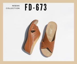 รองเท้าผู้หญิงเเบบเเตะสวมส้นเตารีด No. FD-673 NE&NA Collection Shoes