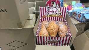 Fried Chicken Leg Squeezing Toy Realistic Drumstick Slow Rising Soft PU Stress Relief Gift Box