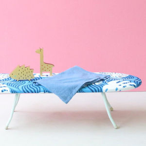 Bàn để ủi đồ kiểu ngồi 30x80cm