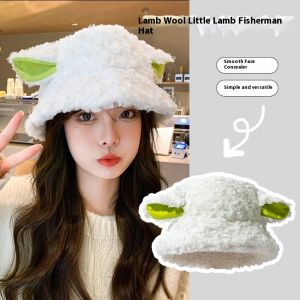 Mettle Vault Topi Bucket หูแกะนุ่มน่ารักสำหรับผู้หญิงเครื่องประดับแฟชั่นฤดูหนาวที่อบอุ่นพร้อมดีไซน์รูปสัตว์น่ารัก