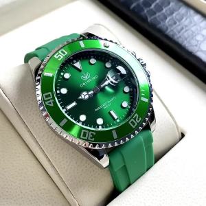Kefeious new waterproof luminous mens watch with silicone strap and calendar feature is a hot-selling item on Douyin Live and AliExpress