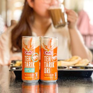 Pull Tea Original / Less Sweet / Teh Tarik By F&N