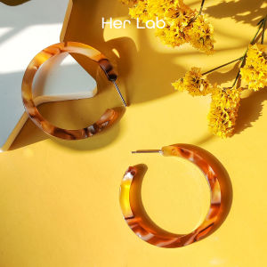 Her Lab Jewelry | New Cutout Geometric Large Stud Earrings Acrylic Drop Earring Set for Women Punk Style Metal Hoop Earring Set Drop Earring Set Fashion Resin Heart Drop Earrings for Girls Gifts for Lovers Send a Matching Jewelry Box