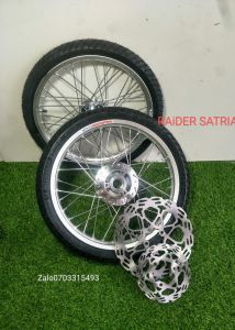 [HCM] CẶP BÁNH CĂM RAIDER SATRIA ĐÙM SƠN BẠC HOẶC MẠ CRÔM KÈM LÒNG ĐĨA FULL VỎ MICHELIN 60.70